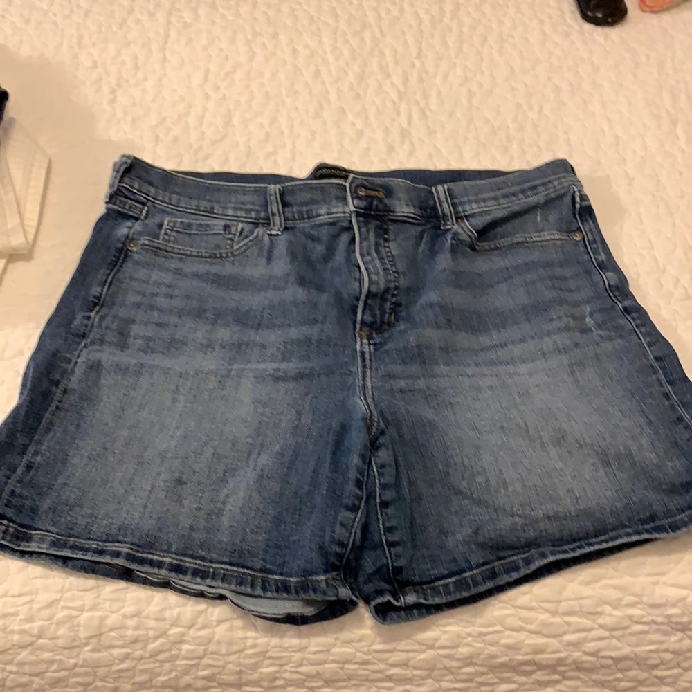 Banana Republic Jean short, sz 32